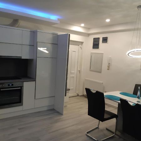 Dilara Apartman Sárvár Dış mekan fotoğraf